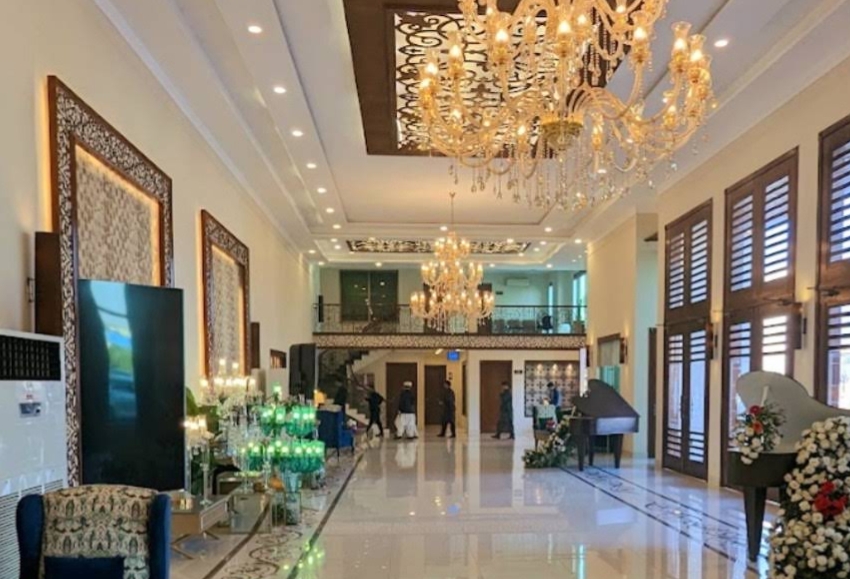 Royal Buffet Layout